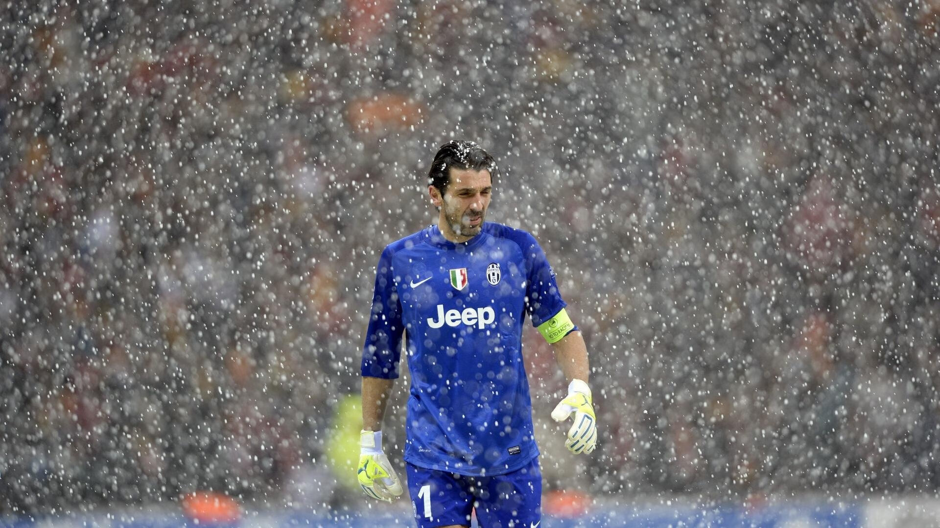 世界杯：有球队干脆集体停用手机 数周封闭只为专注比赛